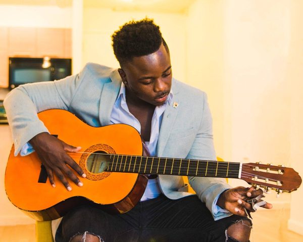 La guitare classique ou la guitare jazz: Qui faut-il choisir ?